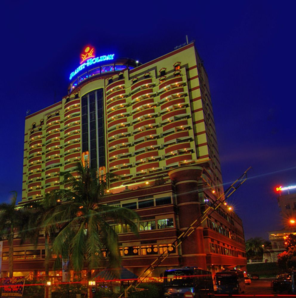 Planet Holiday Hotel & Residence Nagoya Exterior photo